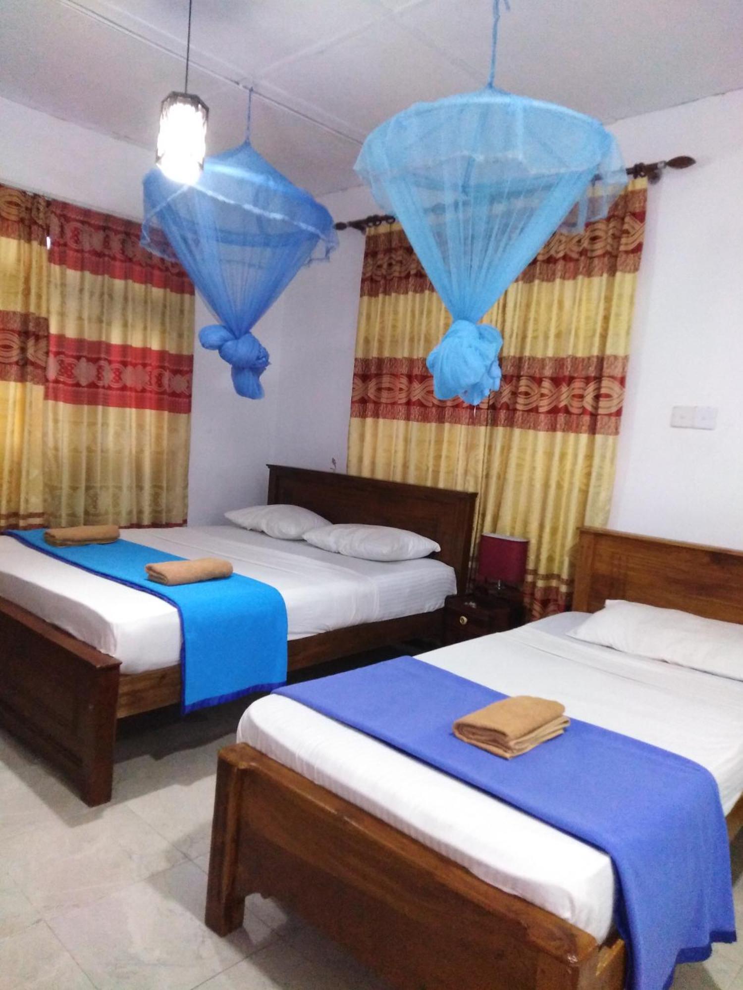 Pub Ceylon Hostel Ella Room photo